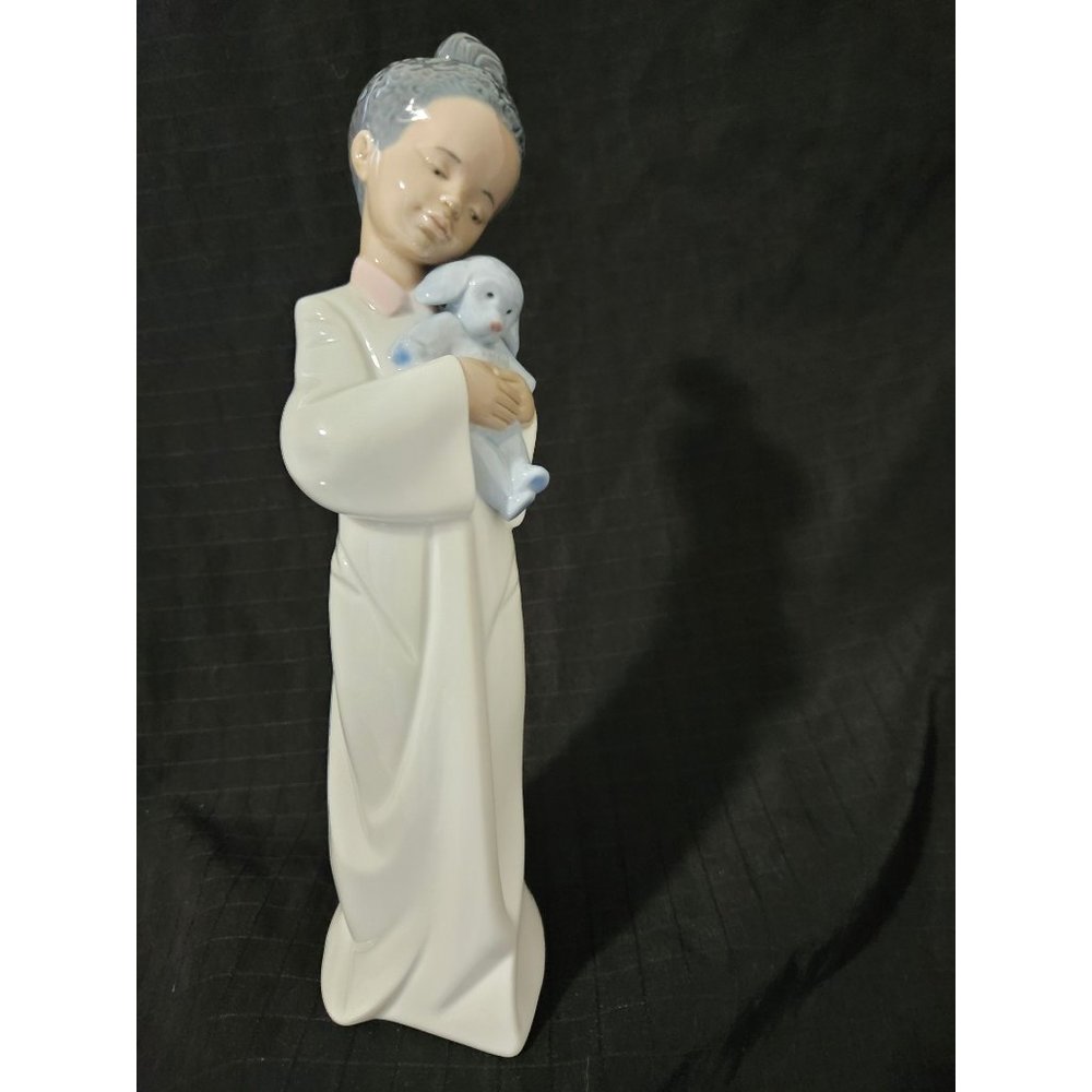 LLADRO MY CUDDLY PUPPY  PORCELAIN FIGURINE  6463.